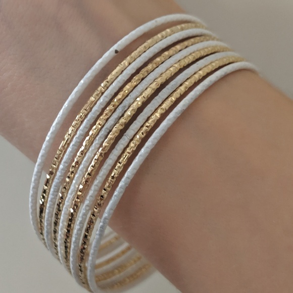 Bangle bracelets - Picture 3 of 3